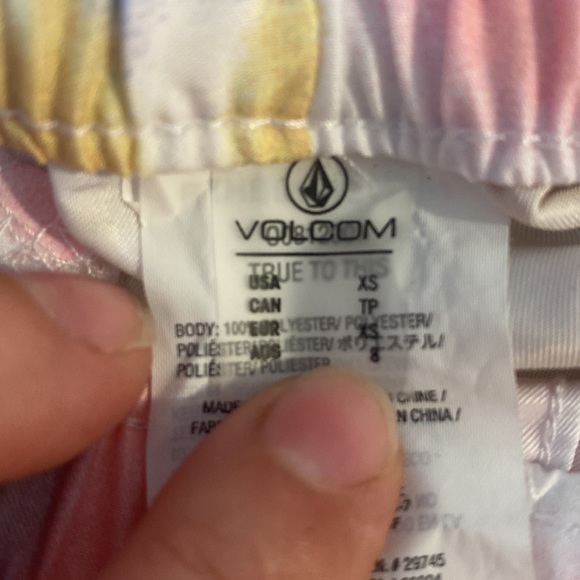 Volcom Swim Shorts - Picture 3 of 4